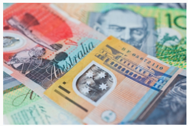 AUD/USD recovers early lost ground, climbs to fresh weekly high around 0.7155 region